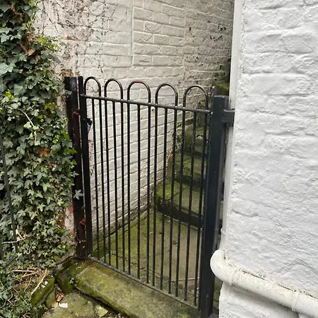 بيت للعطل The Rockpool ويتبي